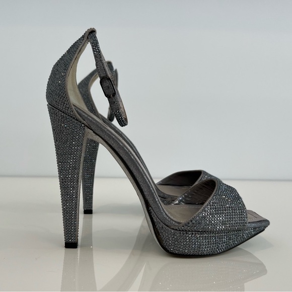 RENE CAOVILLA GRAY CRYSTAL PLATFORM SANDALS SIZE IT 38 / US 8 - Picture 6 of 17